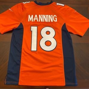 Authentic NFL Denver bronco #18 Peyton Manning jersey size small~NEW with tags